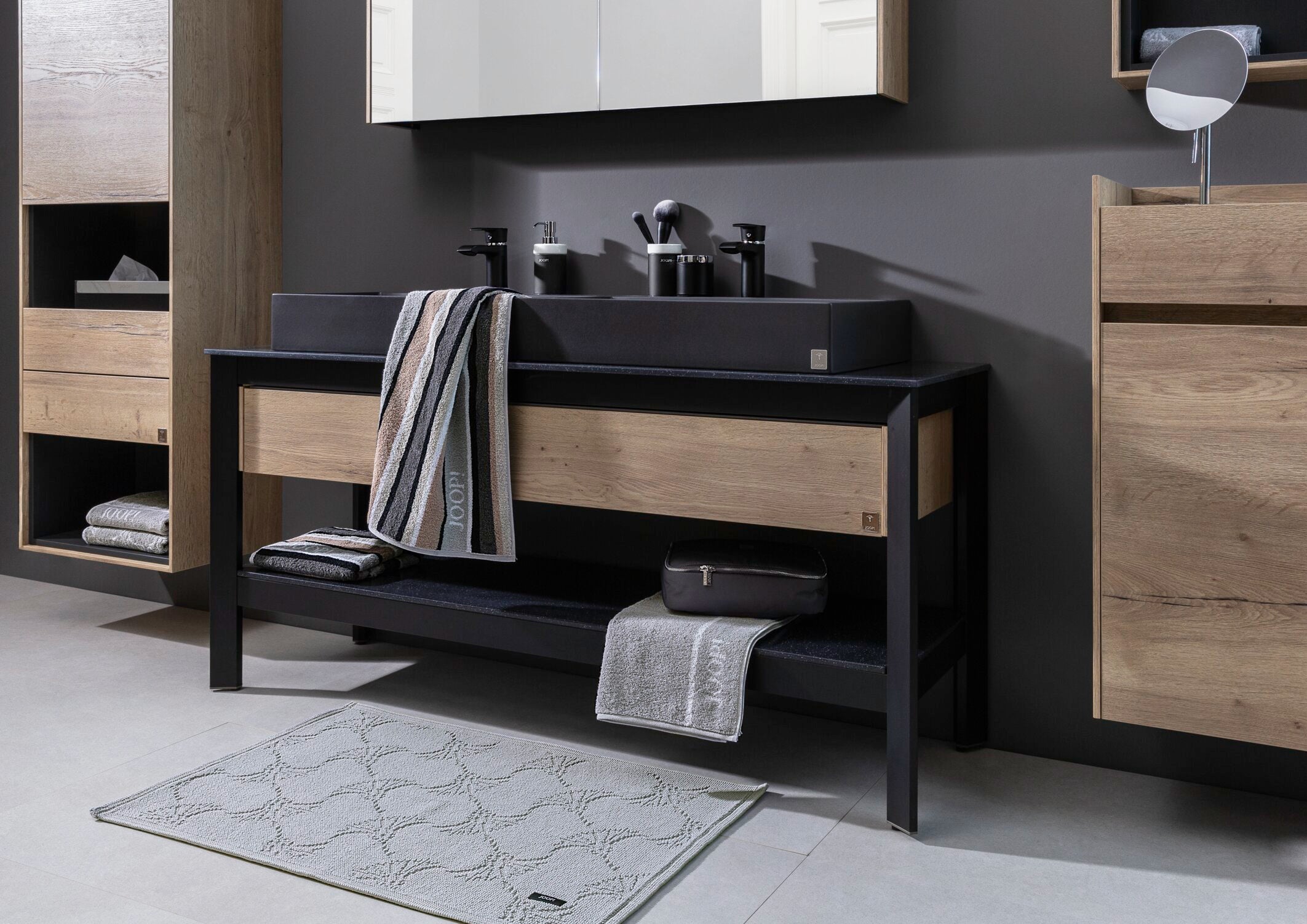 JOOP! NEW CORNFLOWER Badteppich 50x70 cm, Silber