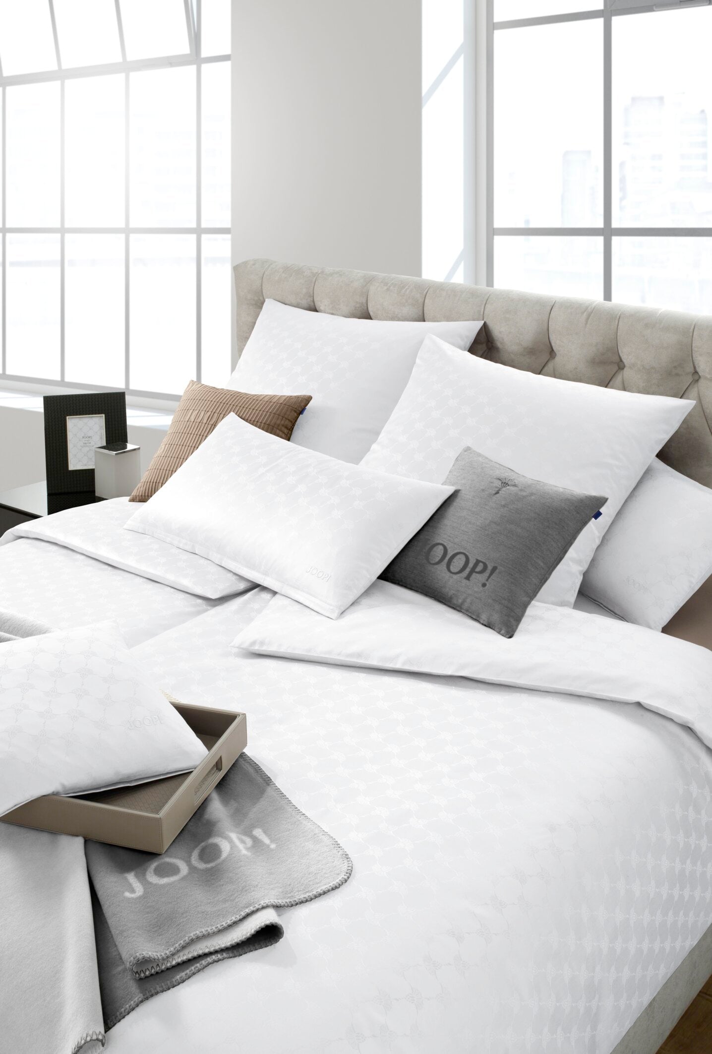 JOOP! CORNFLOWER Kissenbezug 40x80 cm, Weiß