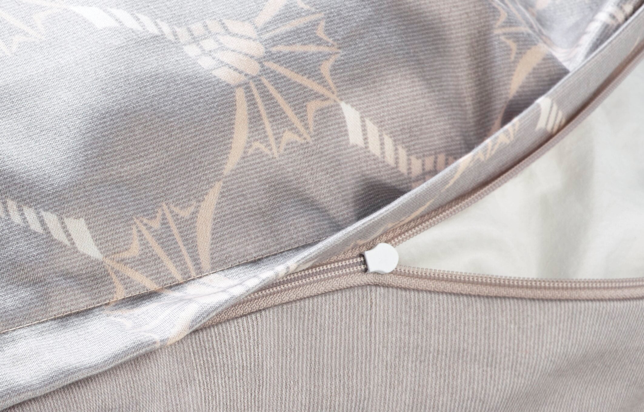 JOOP! CORNFLOWER GRADIANT Kissenbezug 40x80 cm, Sand