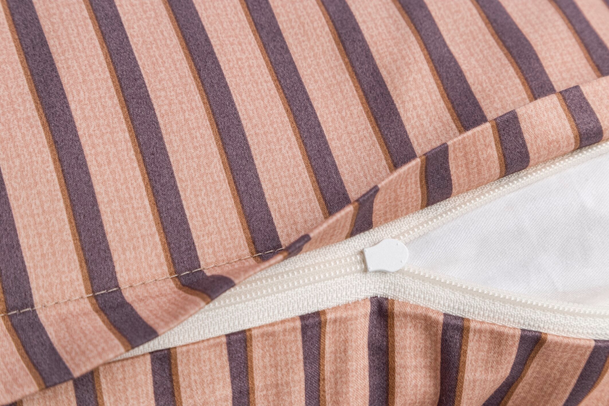 JOOP! DIVIDED Kissenbezug 40x80 cm, Caramel