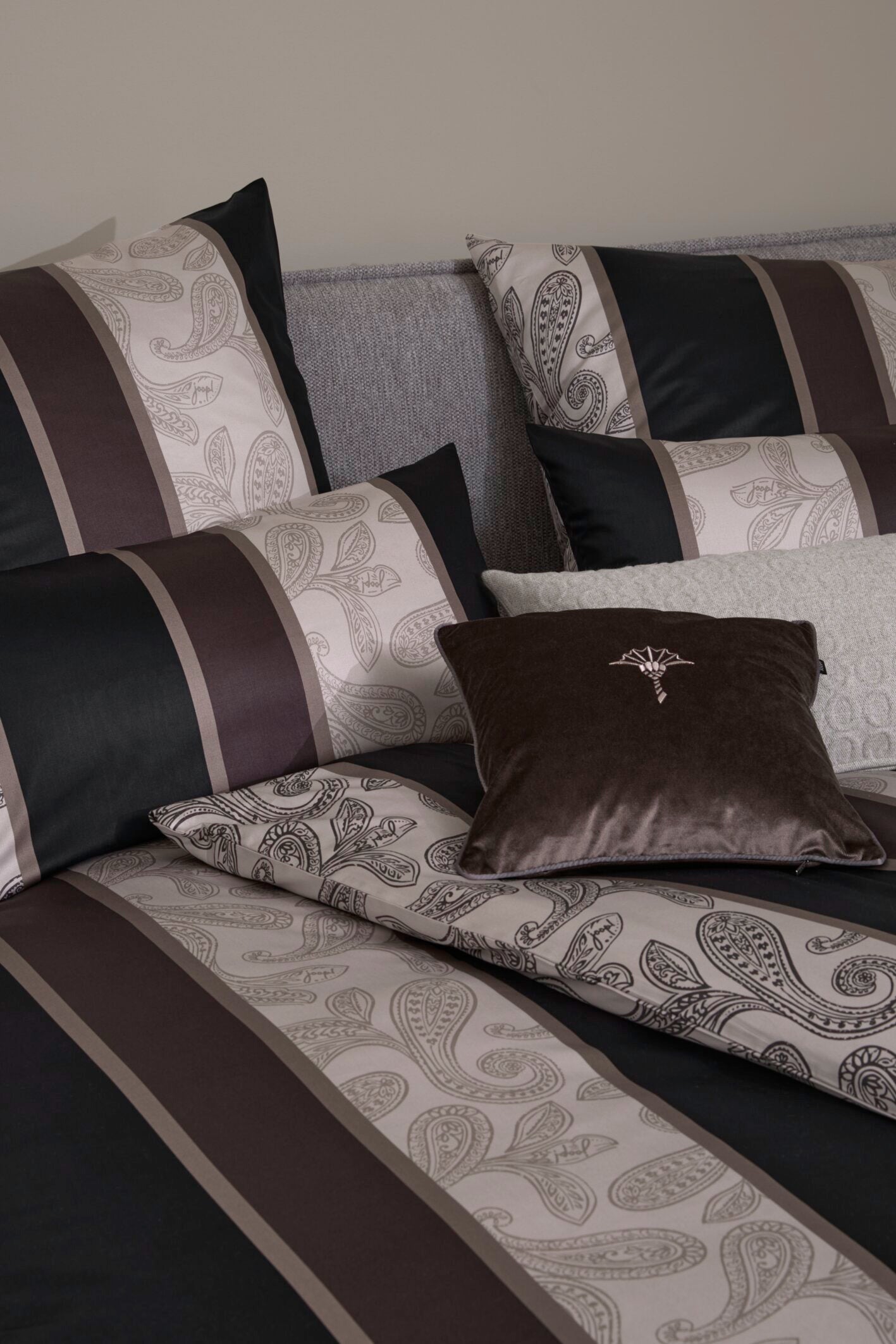 JOOP! PAISLEY STRIPES Garnitur 155x220 cm, Black