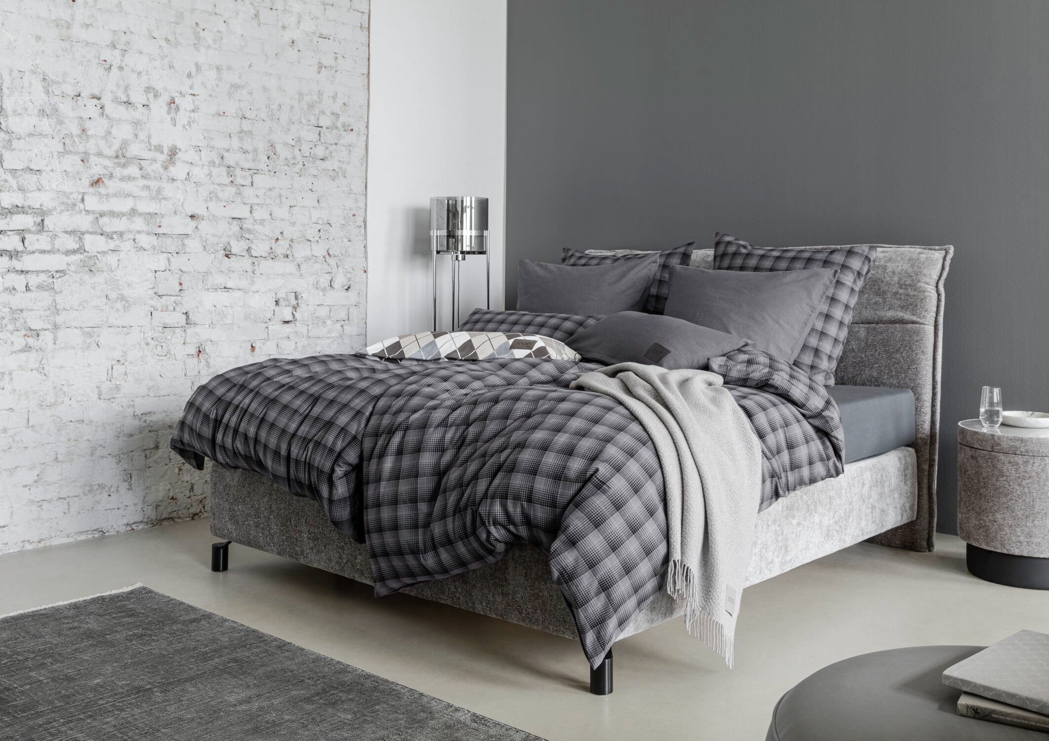 JOOP! SOFT CHECKS Kissenbezug 80x80 cm, Anthracite