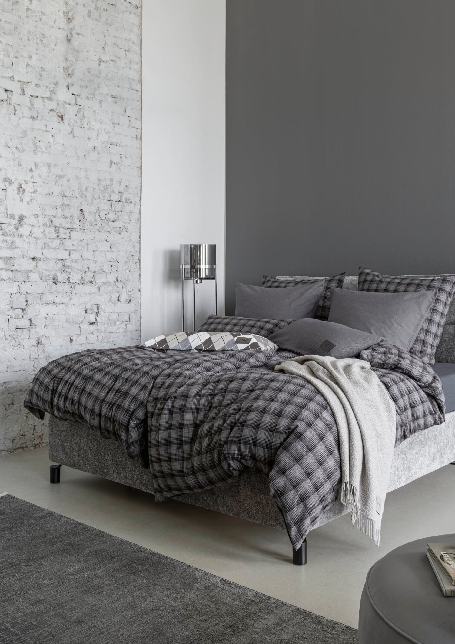 JOOP! SOFT CHECKS Kissenbezug 80x80 cm, Anthracite