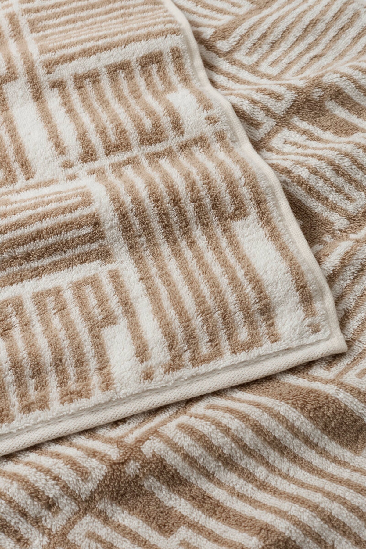 JOOP! BARS ALLOVER Handtuch 50x100 cm, Creme