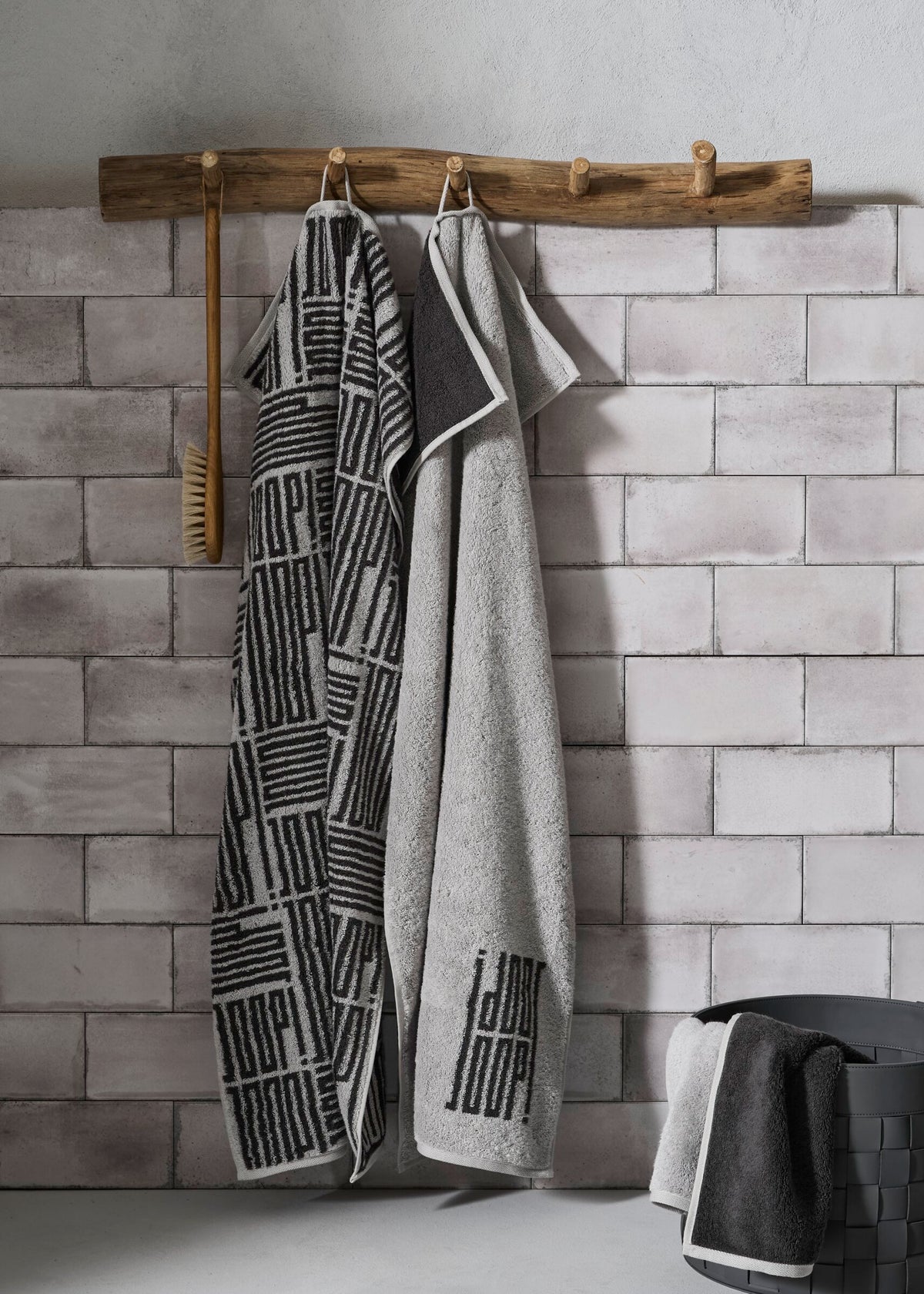 JOOP! BARS DOUBLEFACE Handtuch 50x100 cm, Platin