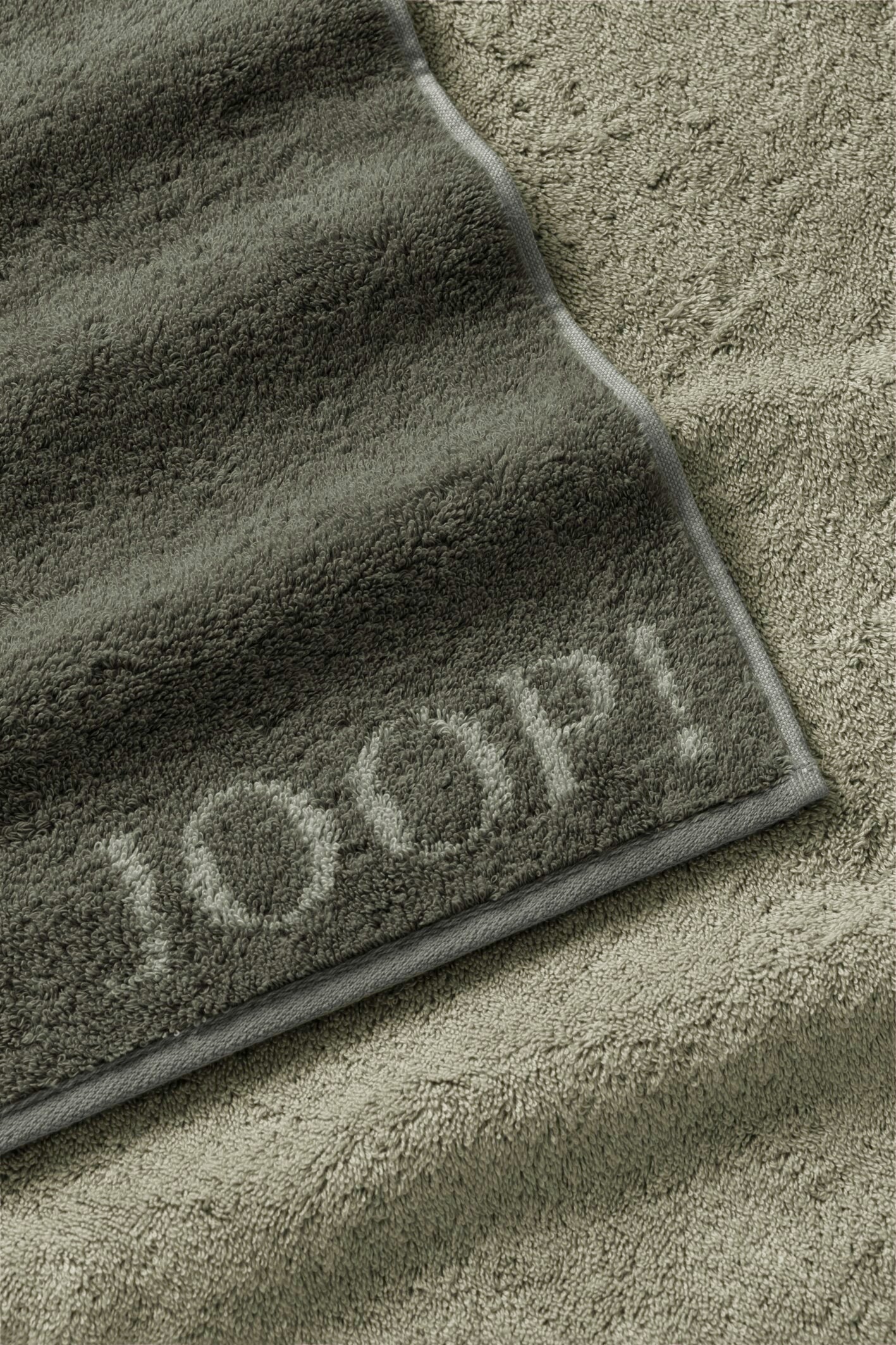 JOOP! CONTOUR DOUBLEFACE Handtuch-Set 50x100 cm, Oliv