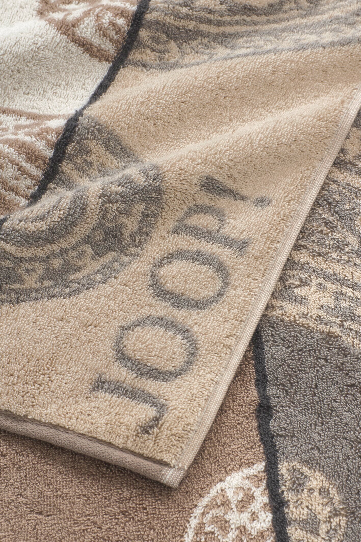 JOOP! CONTOUR PAISLEY Duschtuch 80x150 cm, Creme