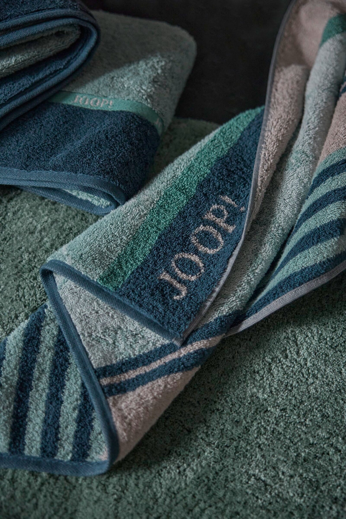 JOOP! LINES STRIPES Duschtuch 80x150 cm, Emerald