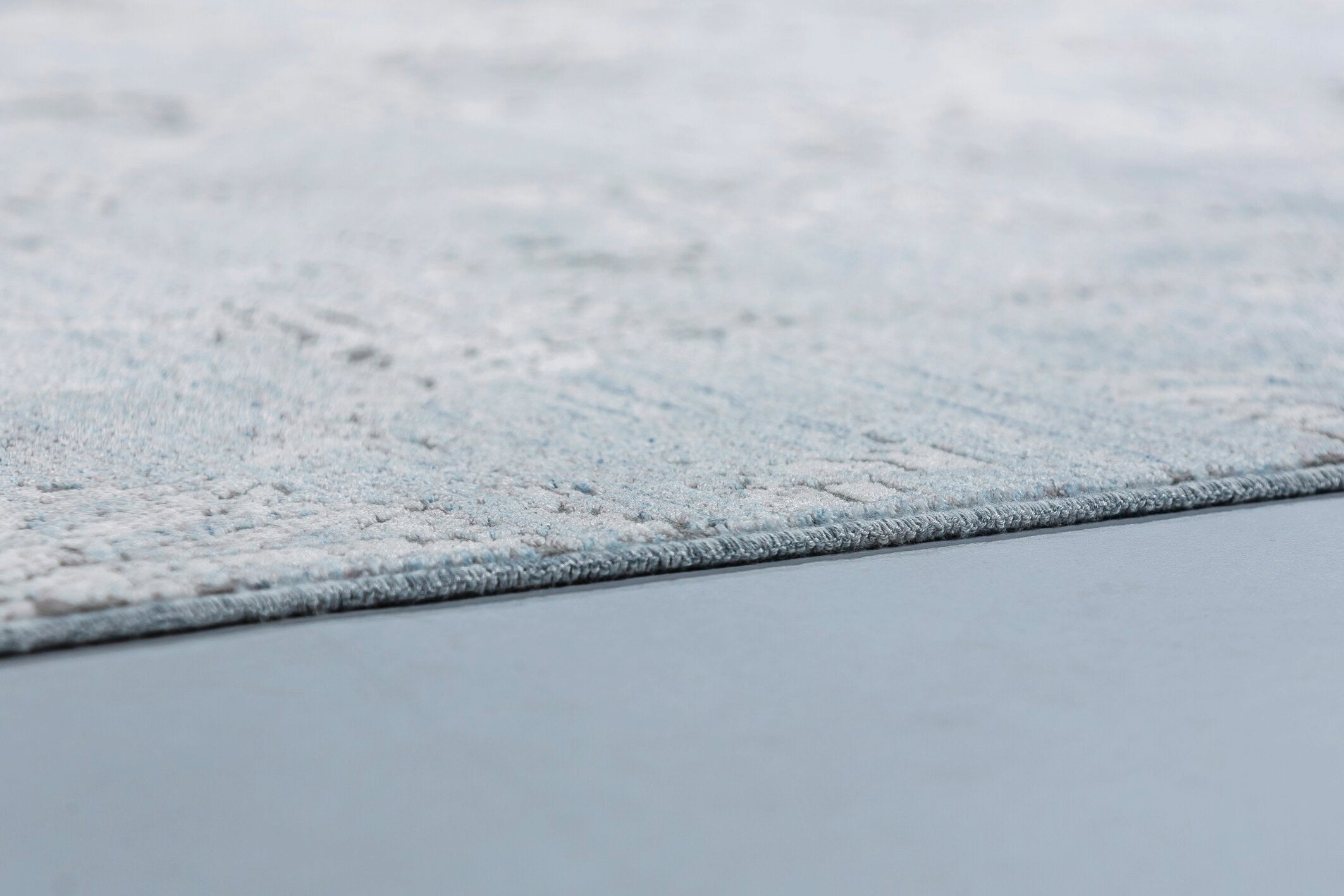 JOOP! FADED CORNFLOWER Teppich 140x200cm, Creme