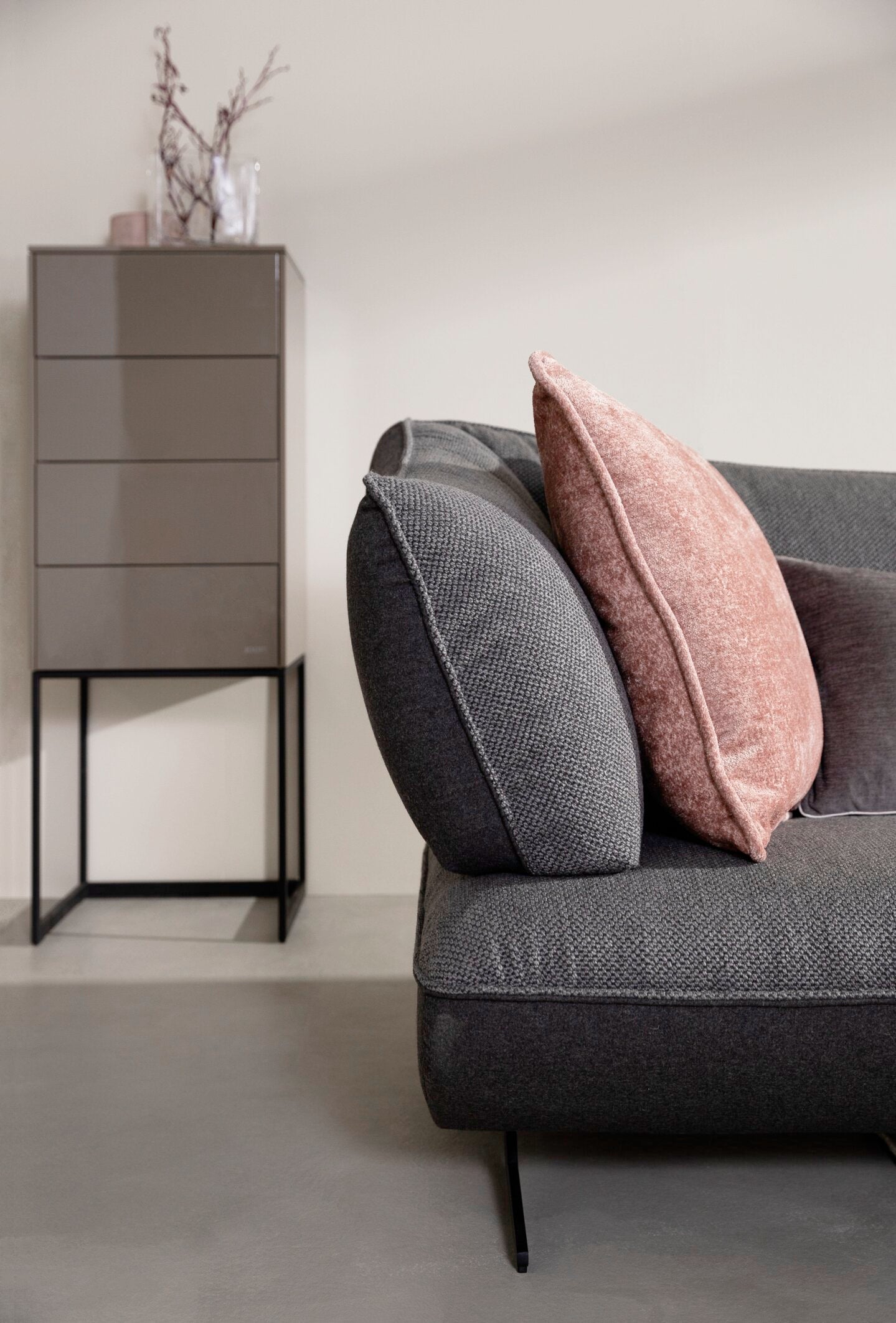 JOOP! FABRICS COLLECTION ALLURE Polsterkissen mit Vließfüllung 60x60 cm, Rose