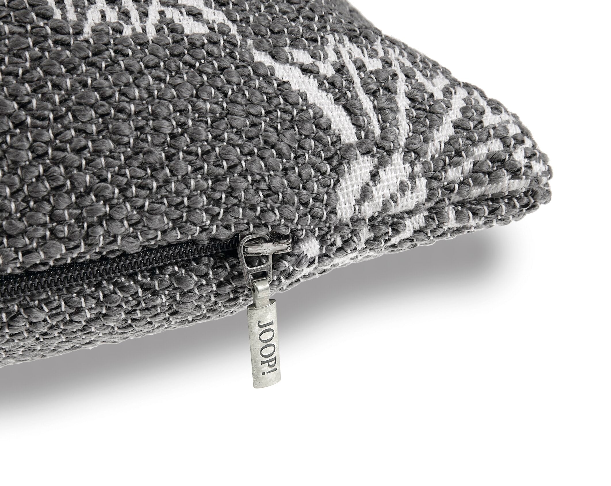 JOOP! FABRICS OUTDOOR CORNFLOWER Polsterkissen mit Vließfüllung 50x50 cm, Stein