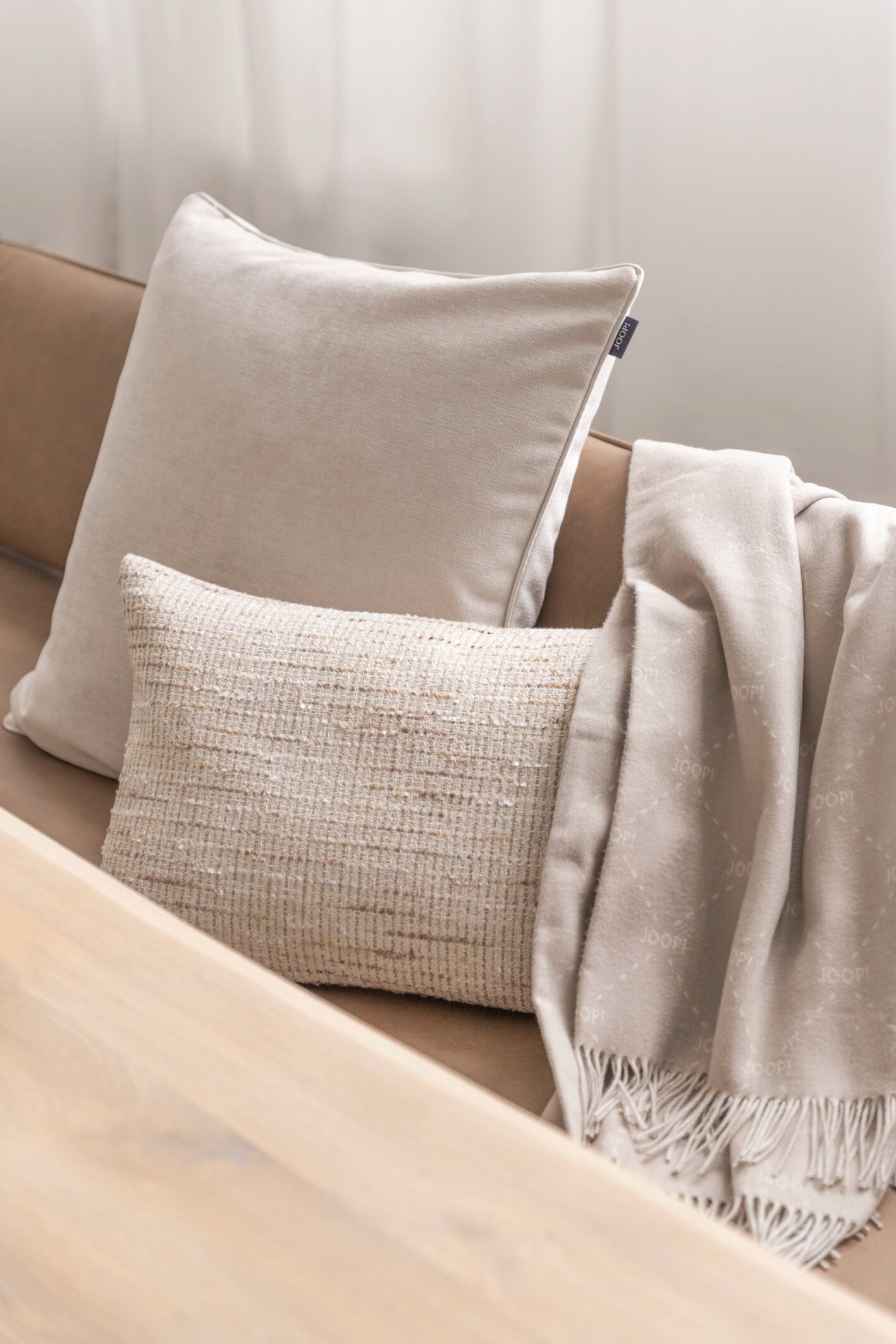 JOOP! FABRICS COLLECTION COUTURE Polsterkissen mit Vließfüllung 40x60 cm, Beige