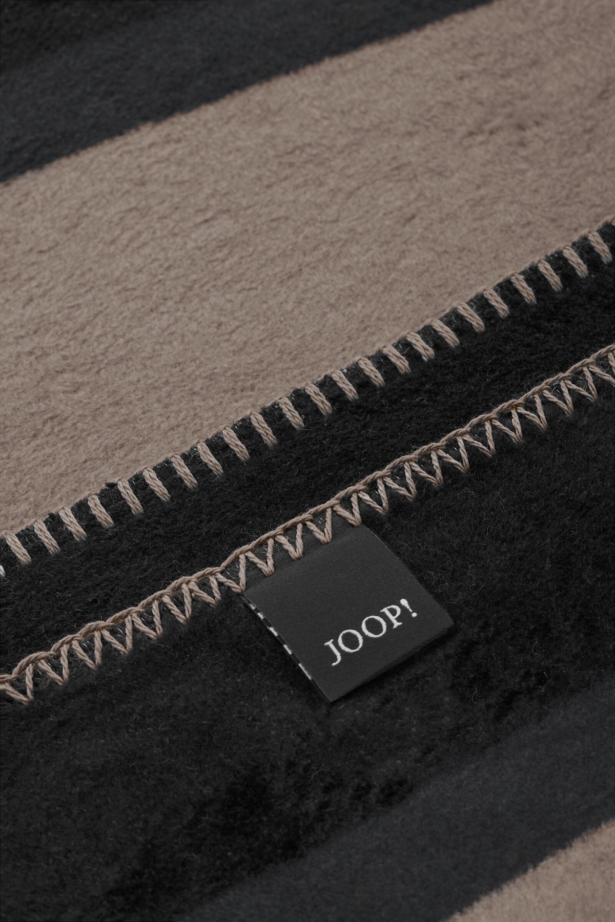 JOOP! FABRICS STUDIO 003 Wohndecke 150x200 cm, Schwarz