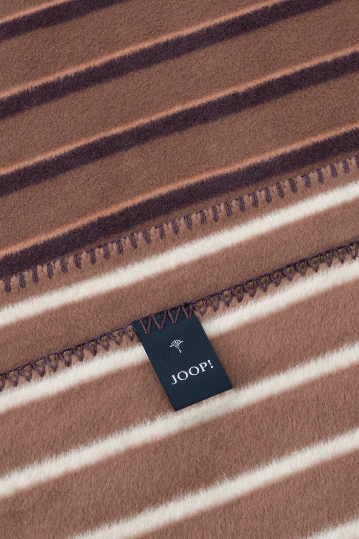 JOOP! DIVIDED Wohndecke 150x200 cm, Karamell