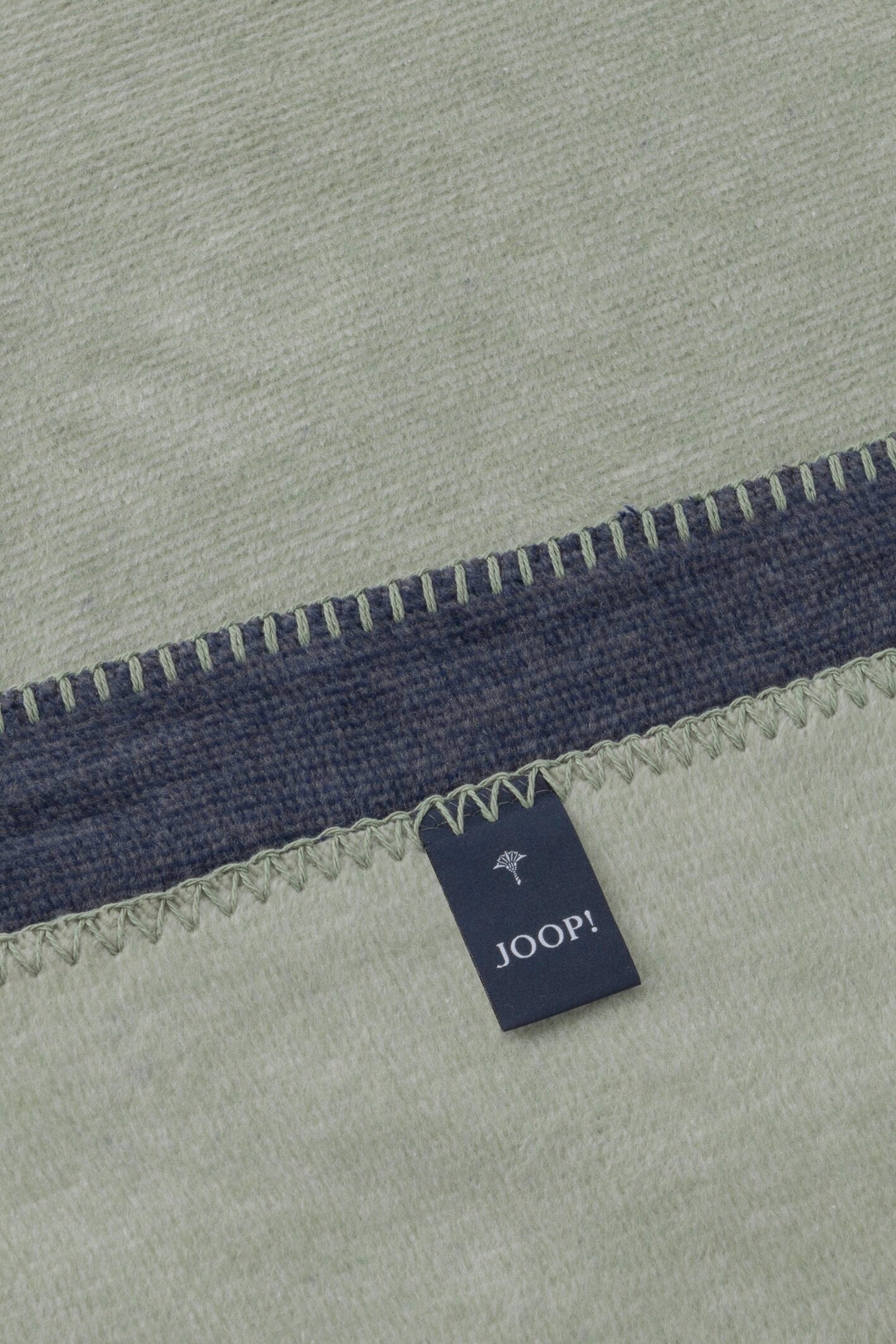 JOOP! MELANGE-DOUBLEFACE Wohndecke 150x200 cm, Navy-Oliv