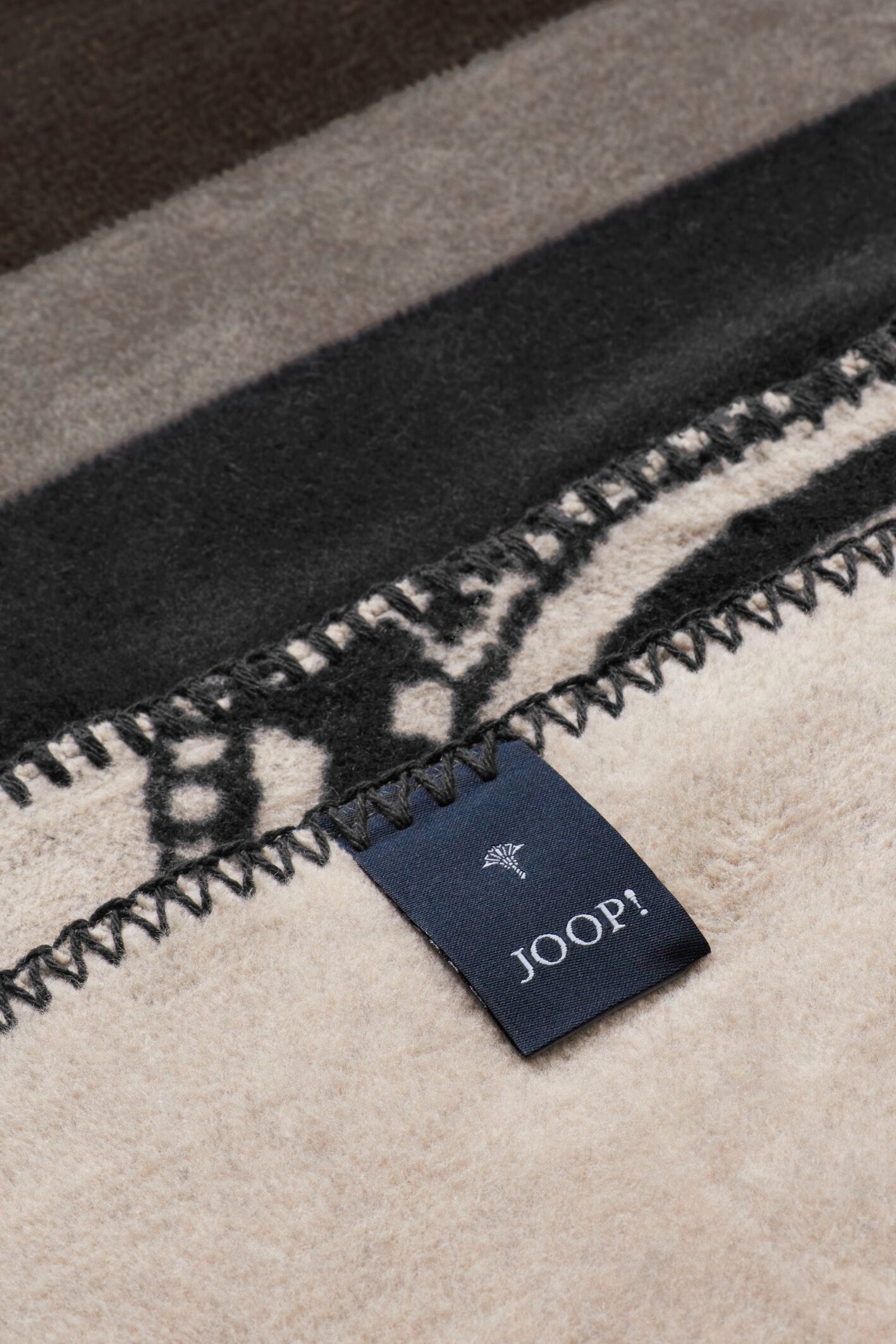 JOOP! PAISLEY STRIPES Wohndecke 150x200 cm, Schwarz