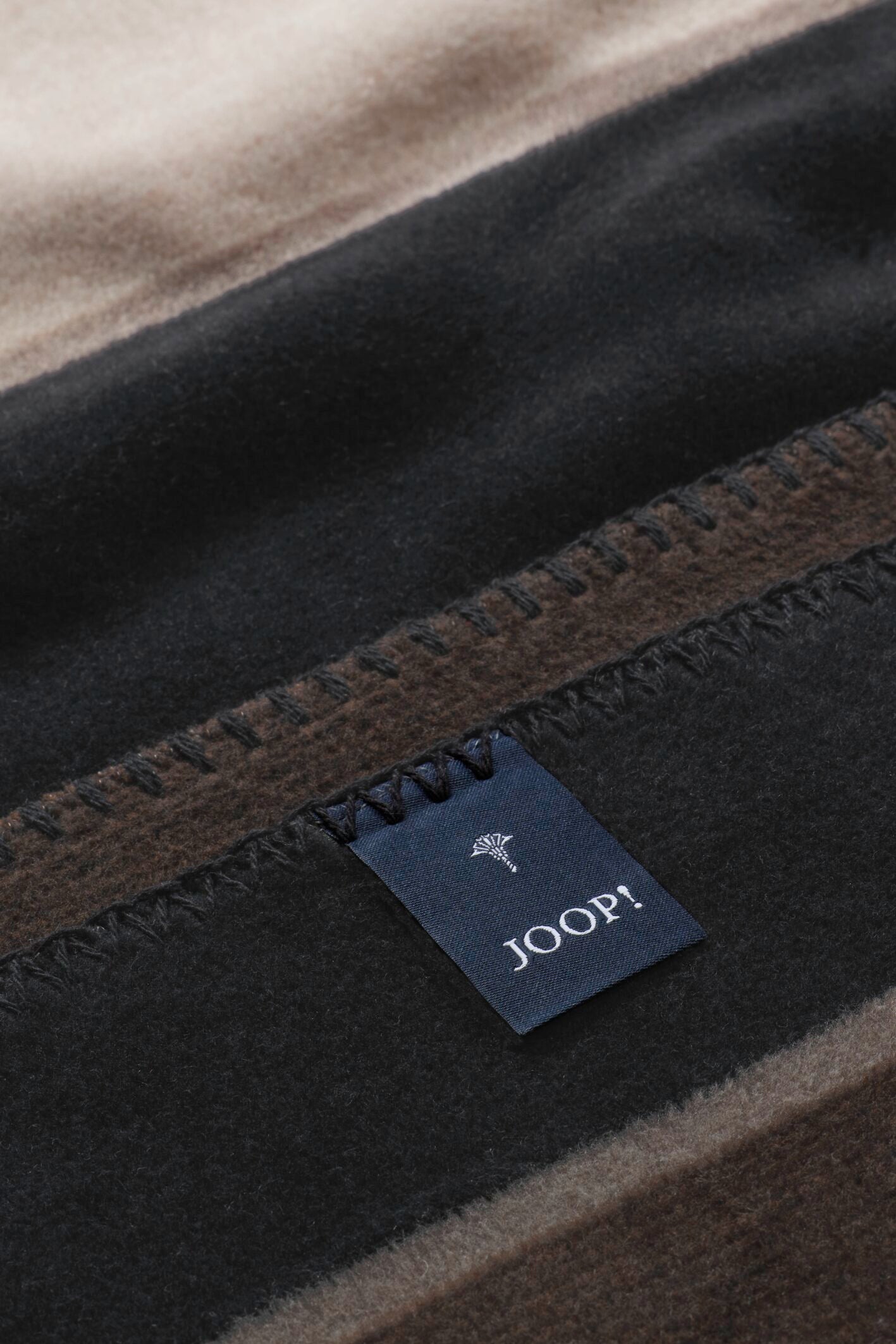 JOOP! STRIPES Wohndecke 150x200 cm, Schwarz