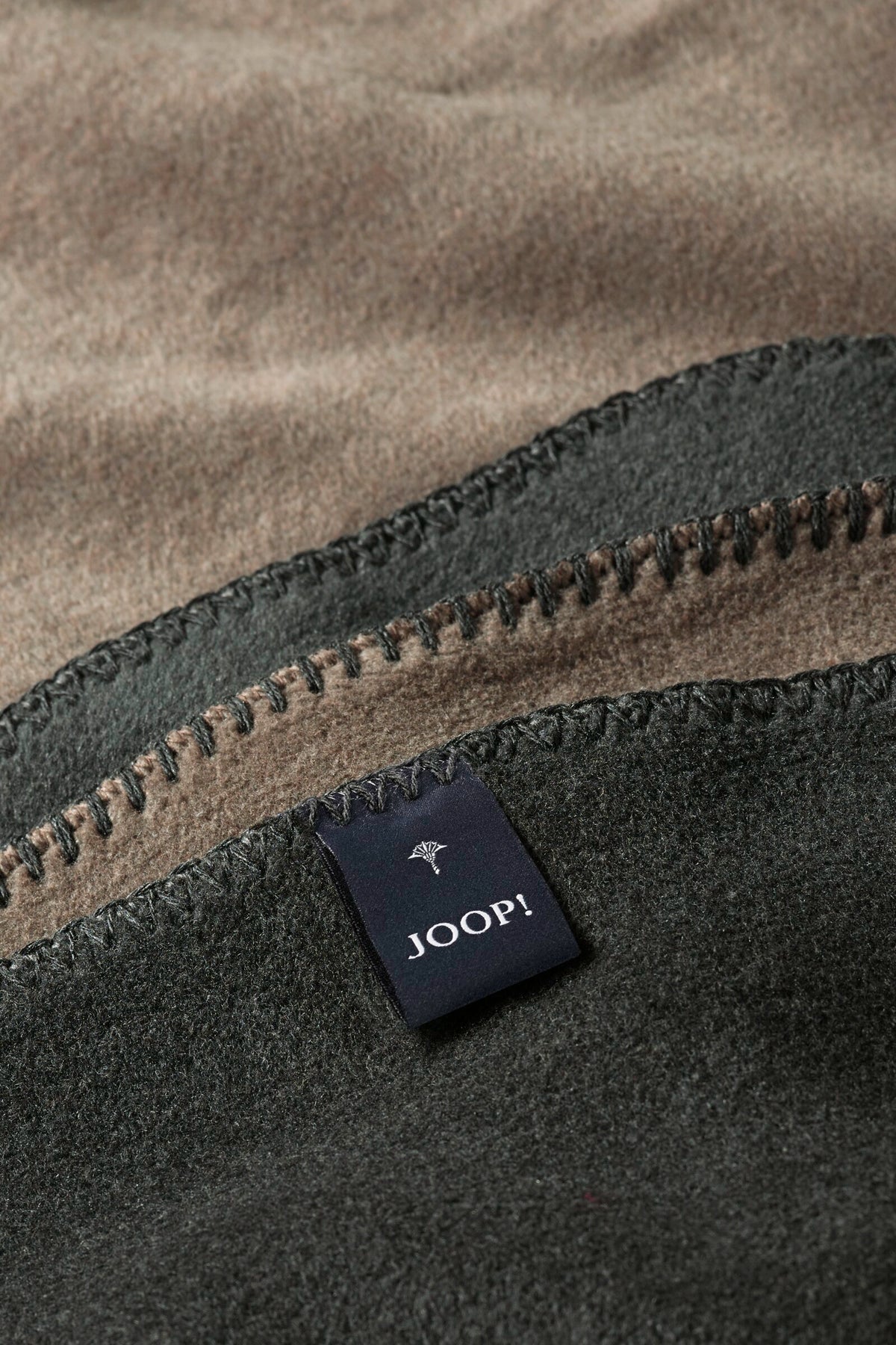JOOP! UNI-DOUBLEFACE Wohndecke 150x200 cm, Taupe-Anthrazit