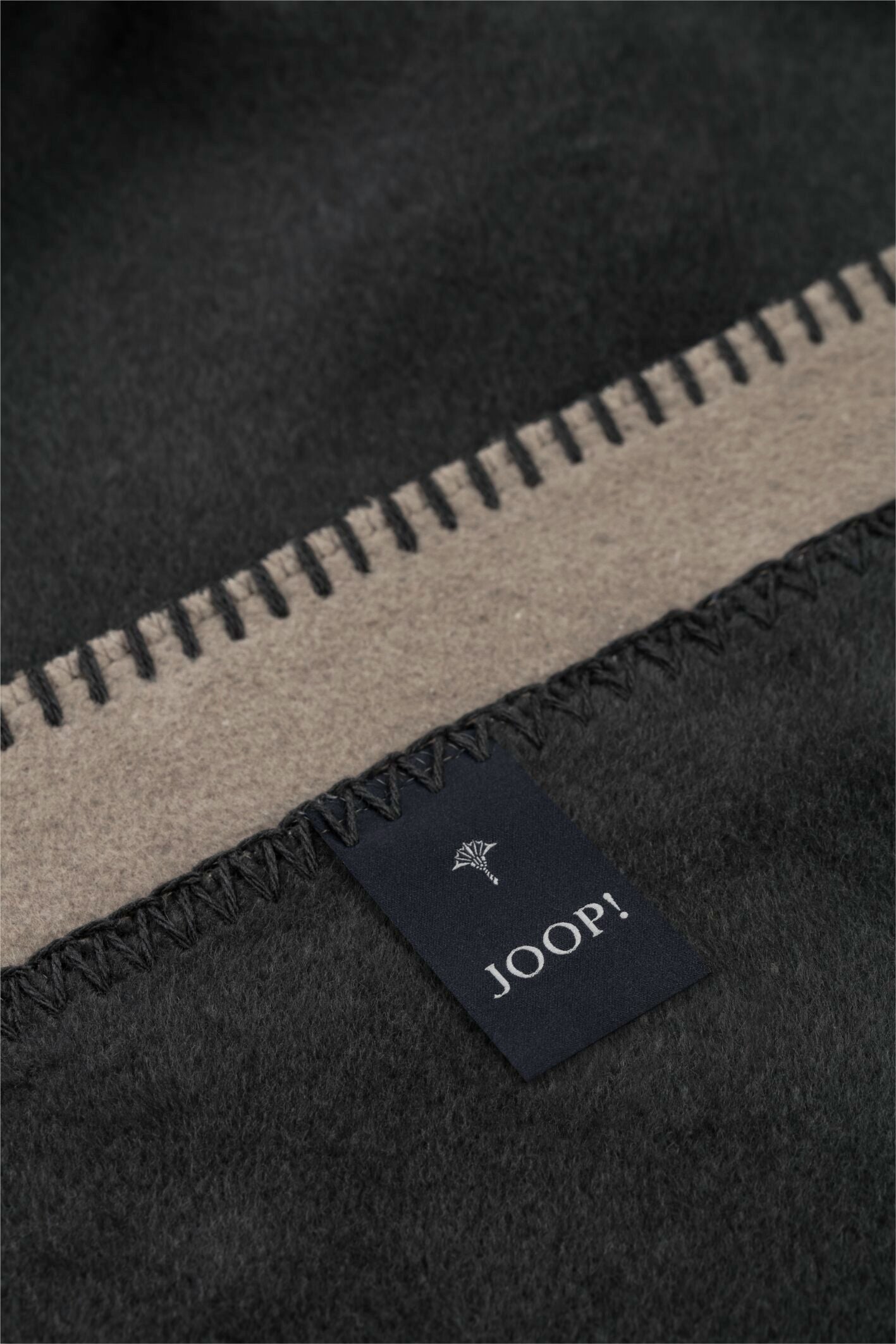 JOOP! UNI-DOUBLEFACE Wohndecke 150x200cm, Stein-Anthrazit