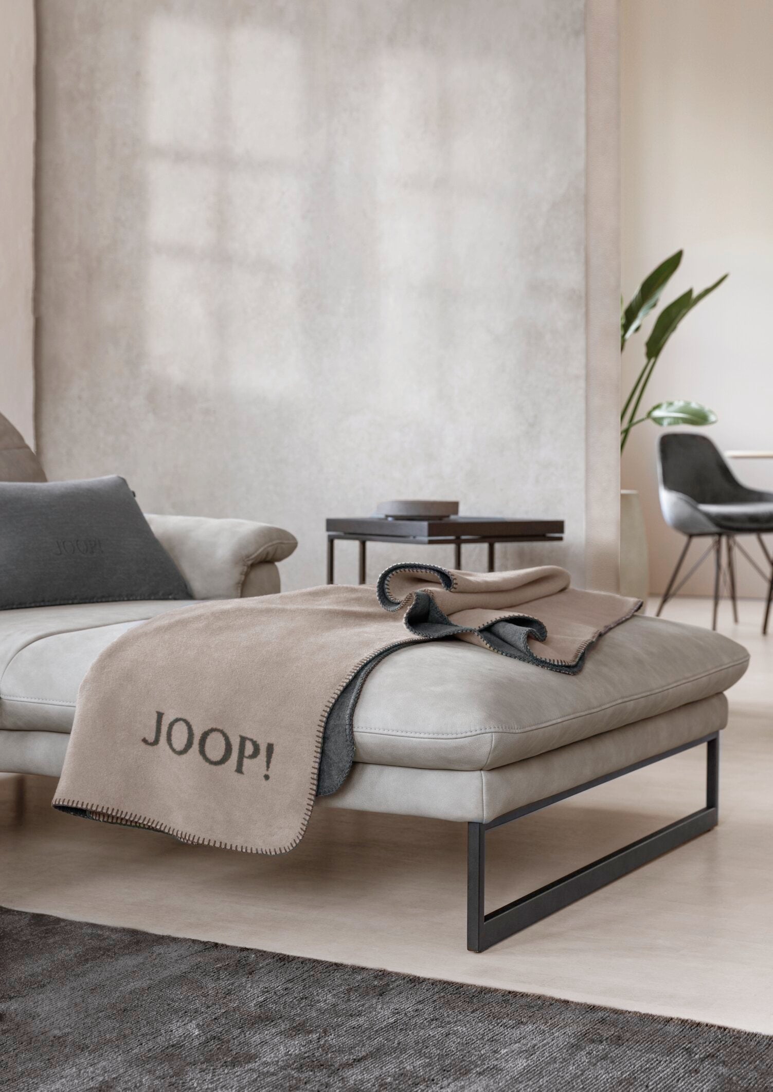 JOOP! UNI-DOUBLEFACE Wohndecke 150x200cm, Stein-Anthrazit