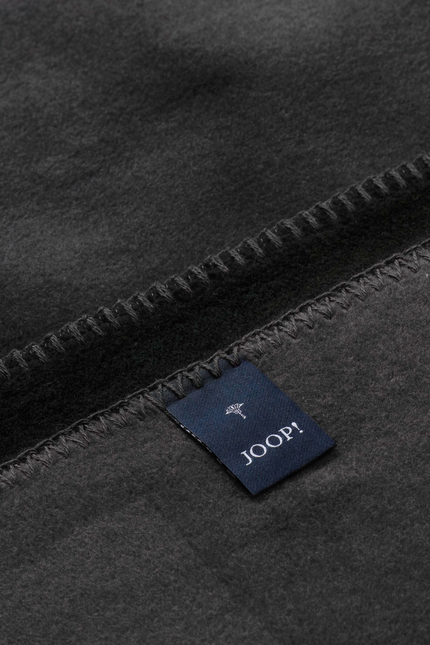 JOOP! UNI-DOUBLEFACE Wohndecke 150x200 cm, Schwarz-Anthrazit