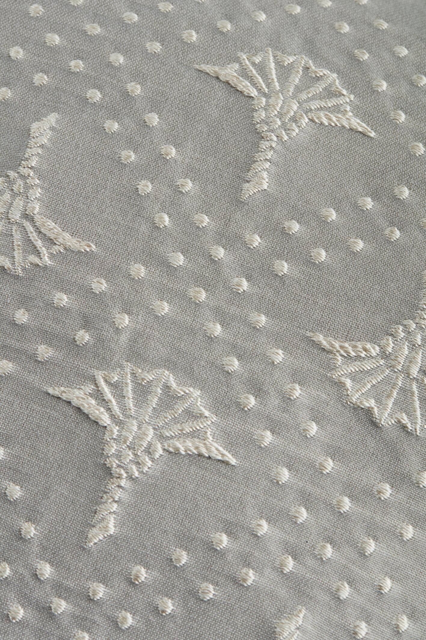 JOOP! CORNFLOWER CHARM Zierkissenhülle 40x40 cm, Silber