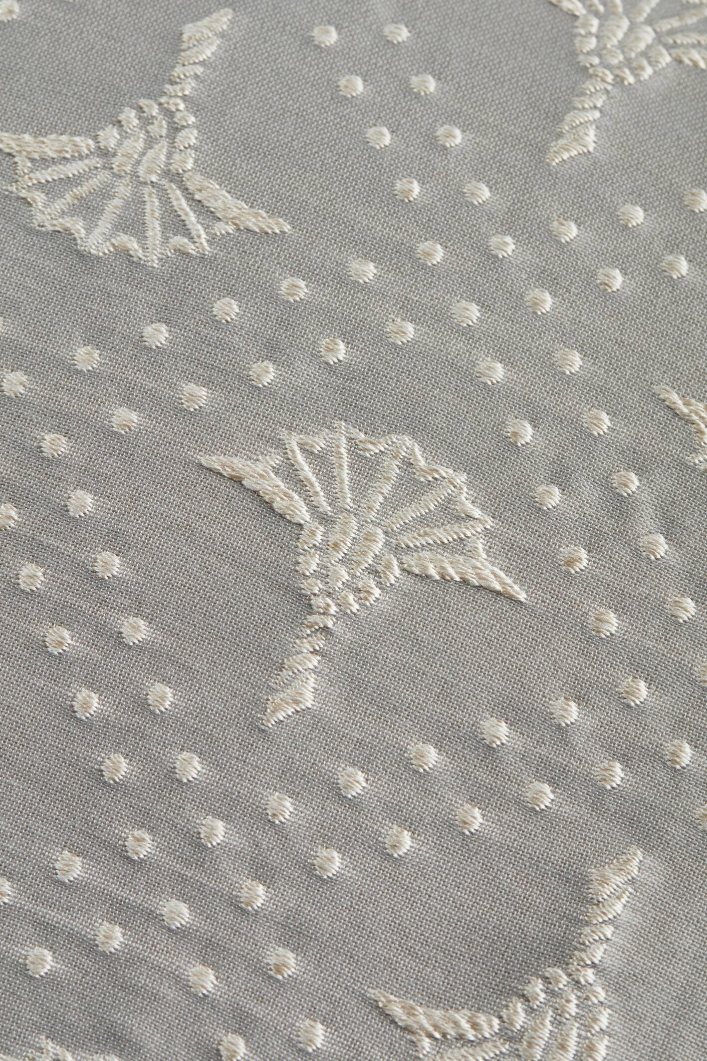 JOOP! CORNFLOWER CHARM Zierkissenhülle 40x60 cm, Silber