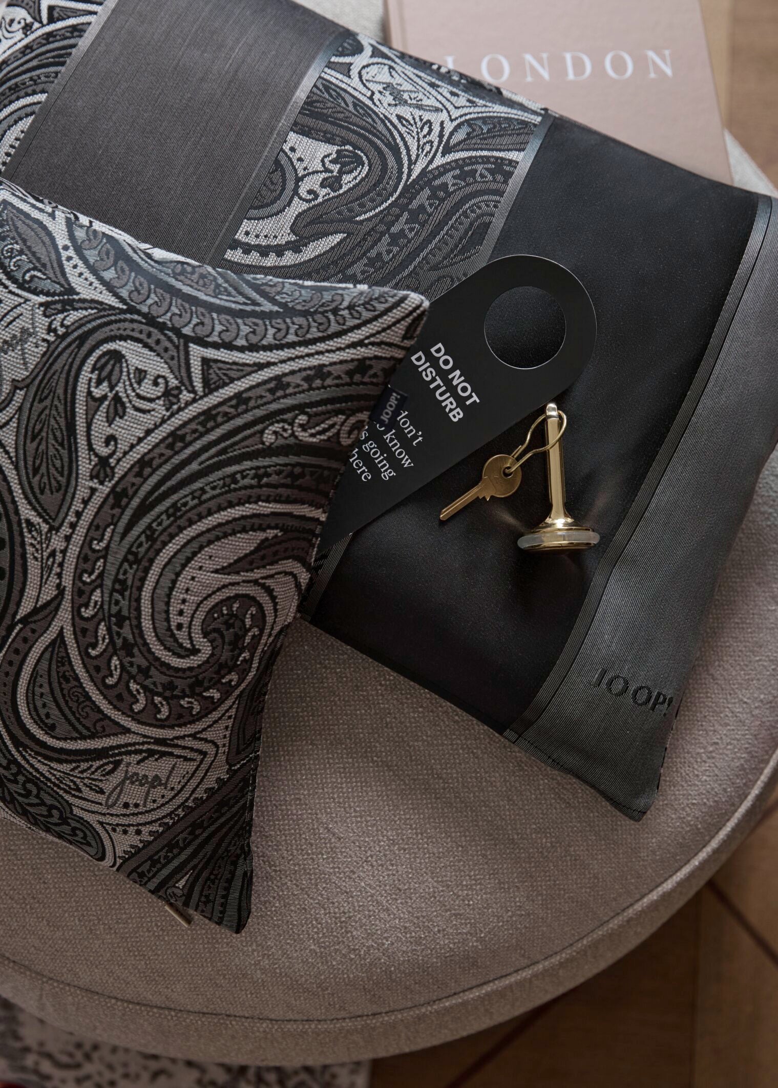 JOOP! PAISLEY ALLOVER Zierkissenhülle 40x60 cm, Silbergrau